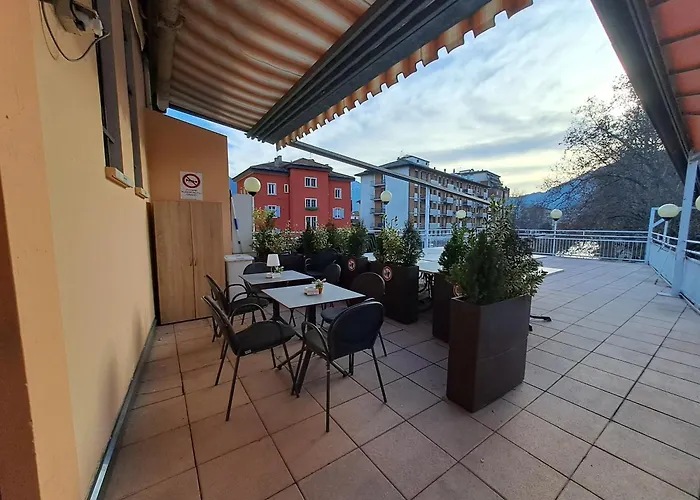 Appartamento Al Ponte Adiacente Al Parco, Vicino All\'Ospedale E Centro