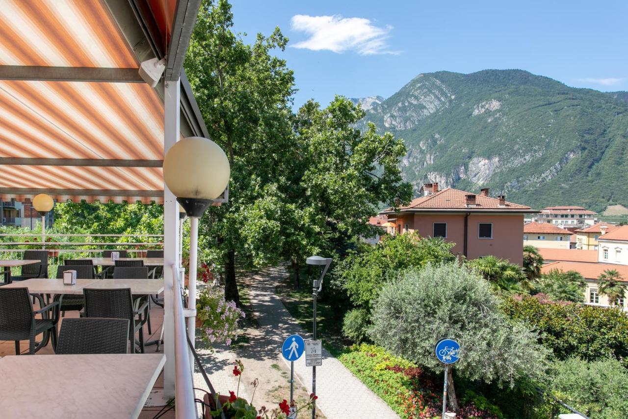 Apartment Al Ponte Adiacente Al Parco, Vicino All'ospedale E Centro *